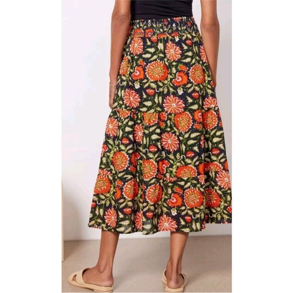 Evereve Janey Floral Midi Skirt Size Medium - Picture 2 of 12
